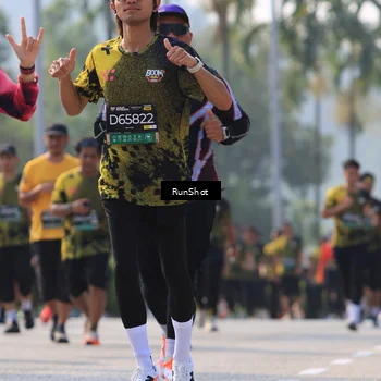 Runner Photo 7010663