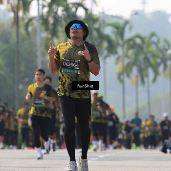 Runner Photo 7010665