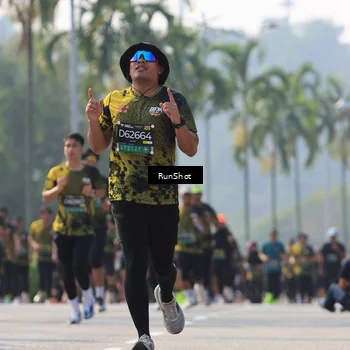 Runner Photo 7010666