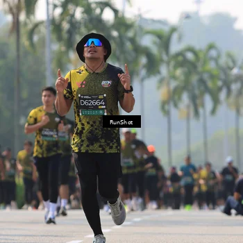 Runner Photo 7010670