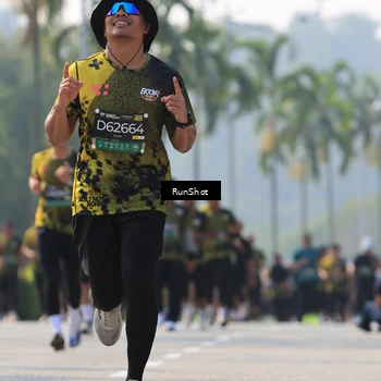 Runner Photo 7010675