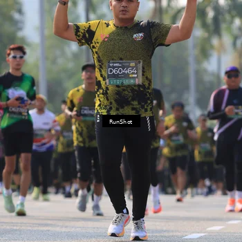 Runner Photo 7010681