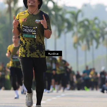 Runner Photo 7010685