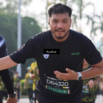 Runner Photo 7010704