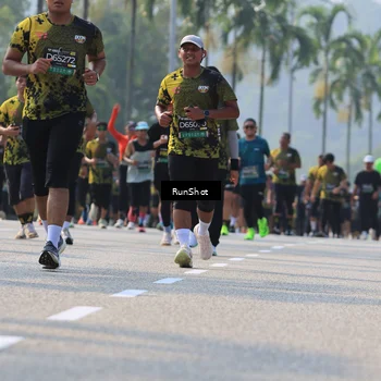 Runner Photo 7010728