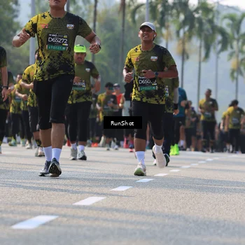 Runner Photo 7010732