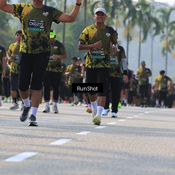 Runner Photo 7010741