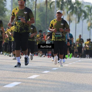Runner Photo 7010745