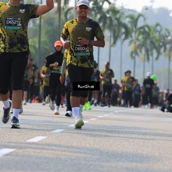 Runner Photo 7010746