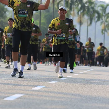 Runner Photo 7010749