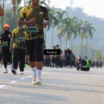 Runner Photo 7010754