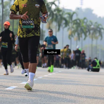 Runner Photo 7010759