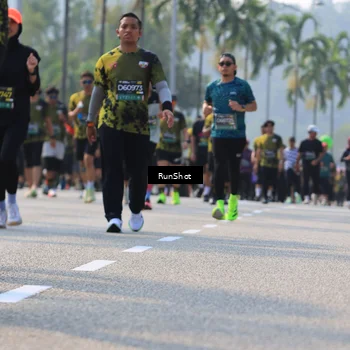 Runner Photo 7010777