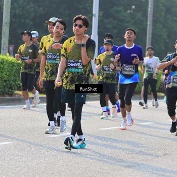 Runner Photo 7010790