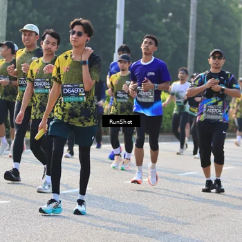 Runner Photo 7010802
