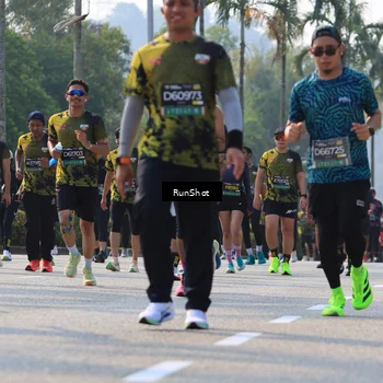 Runner Photo 7010806