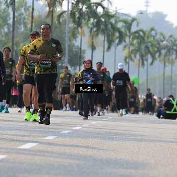 Runner Photo 7010828