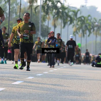 Runner Photo 7010832