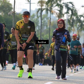 Runner Photo 7010858