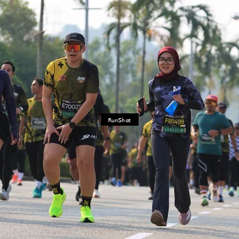 Runner Photo 7010861
