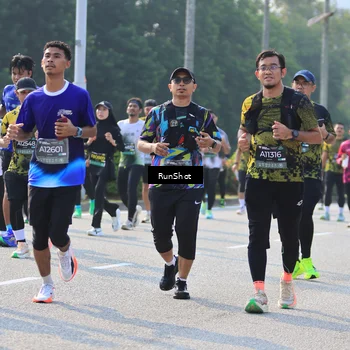 Runner Photo 7010862