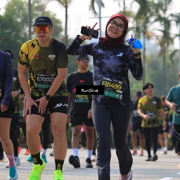 Runner Photo 7010885