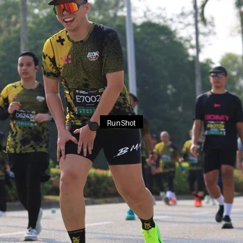 Runner Photo 7010892