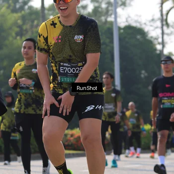 Runner Photo 7010896