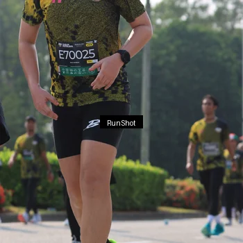 Runner Photo 7010899