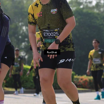 Runner Photo 7010903