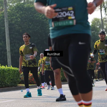 Runner Photo 7010910