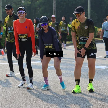 Runner Photo 7010919