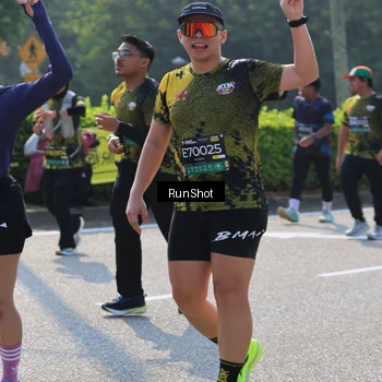 Runner Photo 7010944