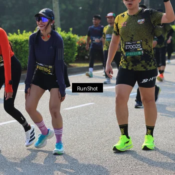 Runner Photo 7010948