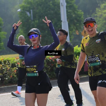 Runner Photo 7010958