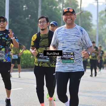 Runner Photo 7010989