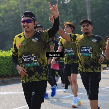 Runner Photo 7010995