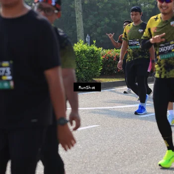 Runner Photo 7010997