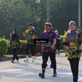 Runner Photo 7011008