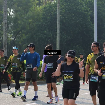 Runner Photo 7011022