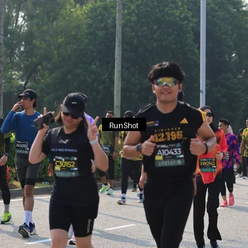 Runner Photo 7011035