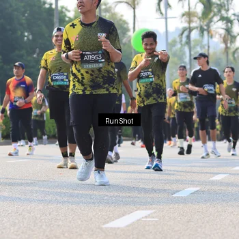 Runner Photo 7011039