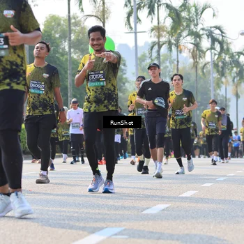 Runner Photo 7011045