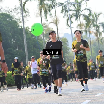 Runner Photo 7011064