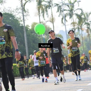Runner Photo 7011066