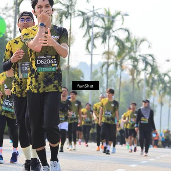 Runner Photo 7011076