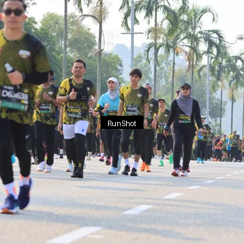 Runner Photo 7011084