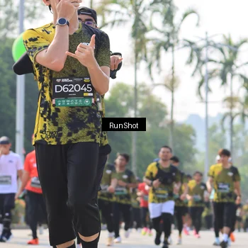 Runner Photo 7011086