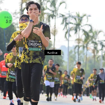 Runner Photo 7011093