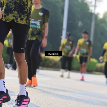 Runner Photo 7011101